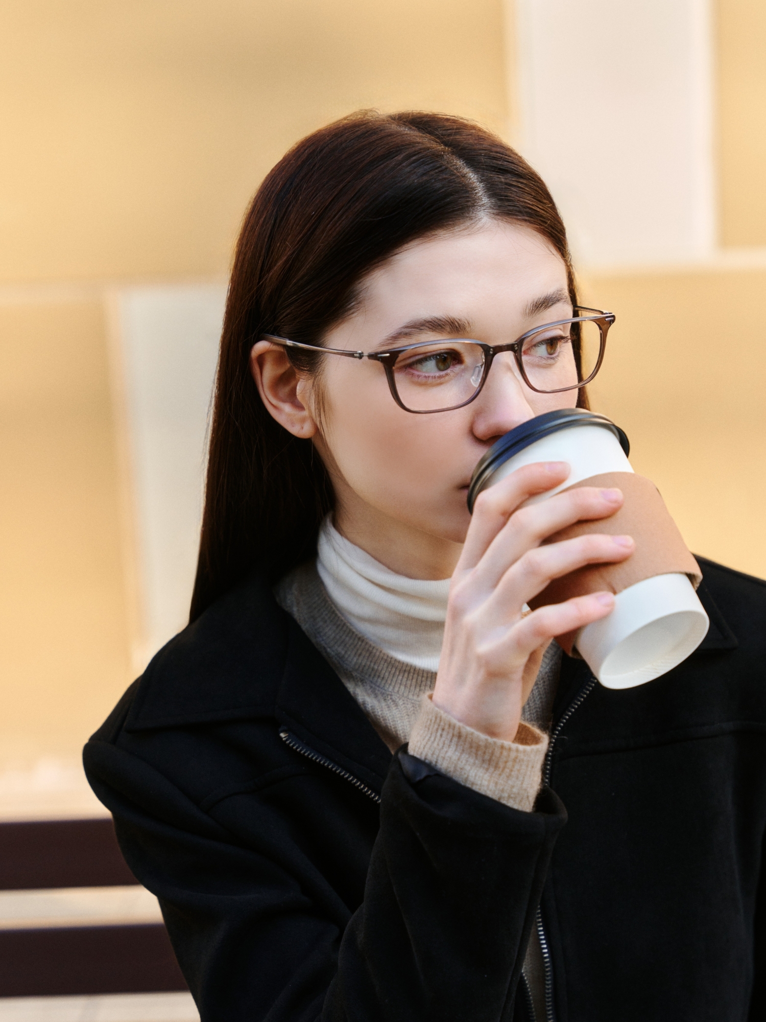 CLROTTE AIR: Experience the Art of Weightless Engineering (<10 g)